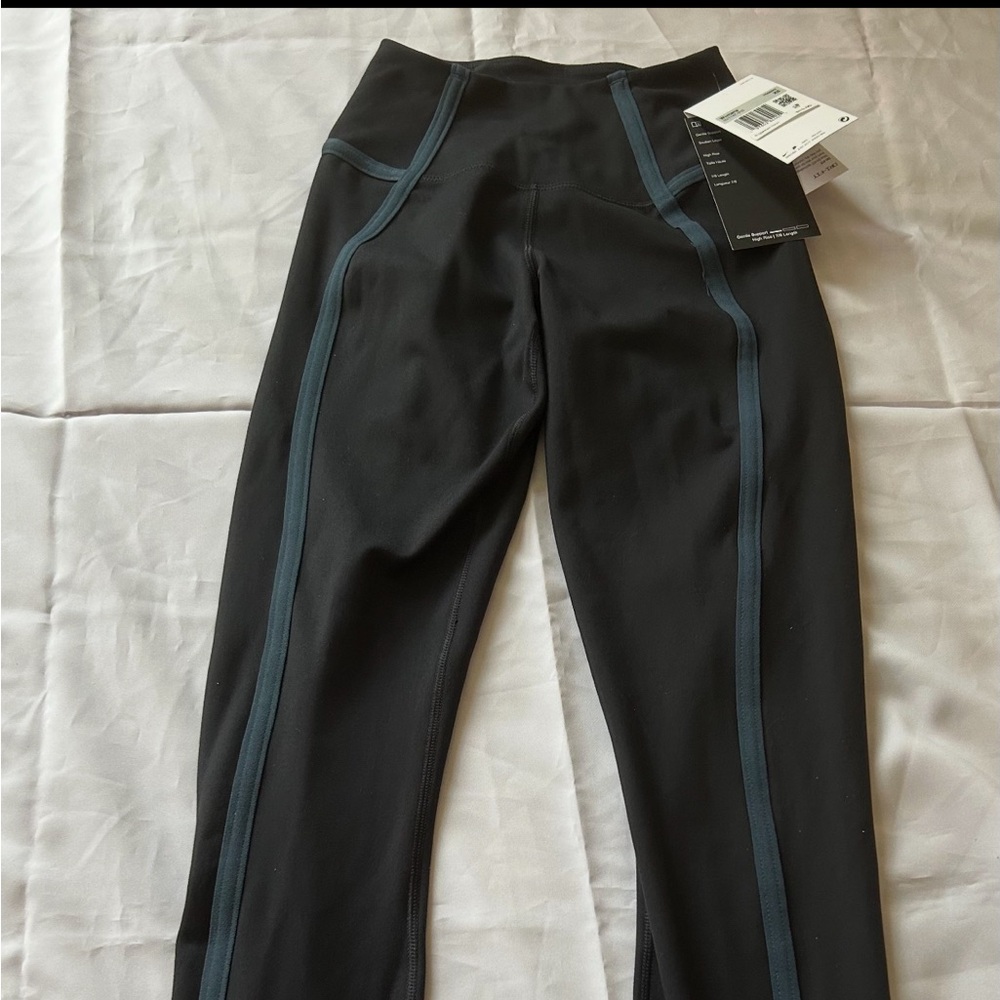 Nike Women’s One Dri-fit High Rise Black Leggings Sz XS NWT